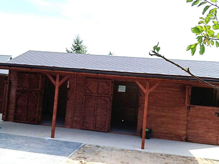 Stajnia drewniana Wolnostojąca na 3-4 Konie Szybka realizacja Montaż