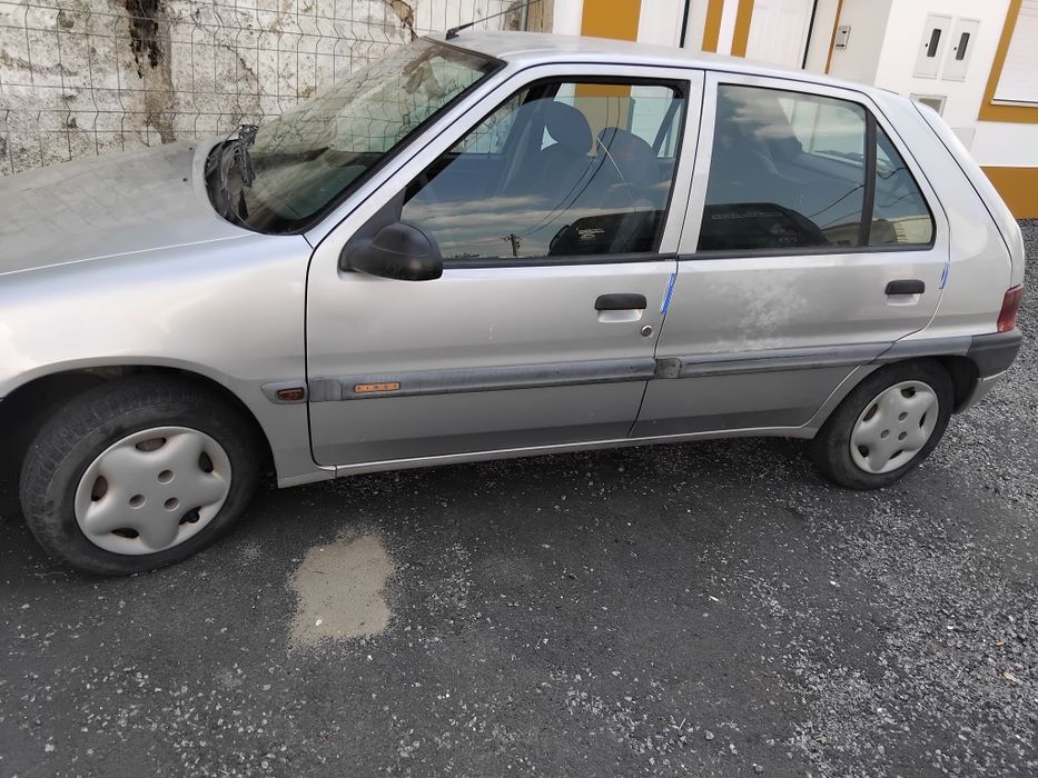 Citroen saxo  muito económico