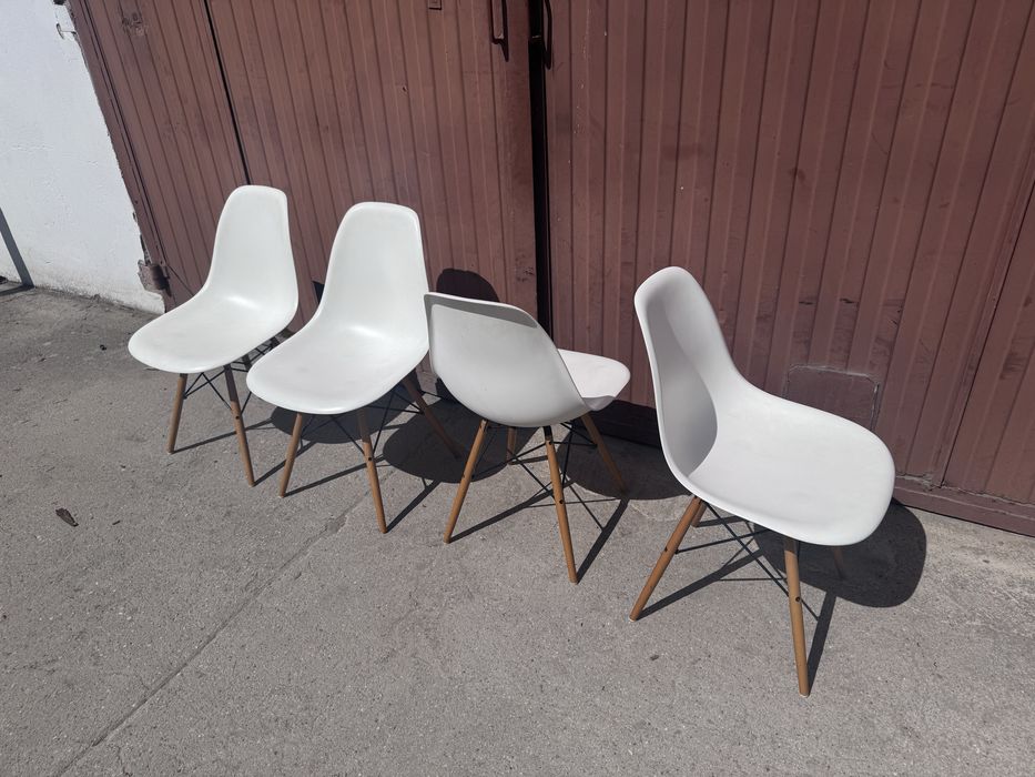 Krzesła vitra dsw - 4szt