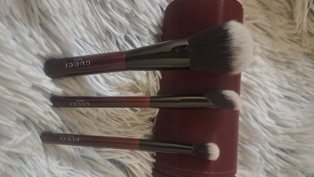Кисти для макияжа