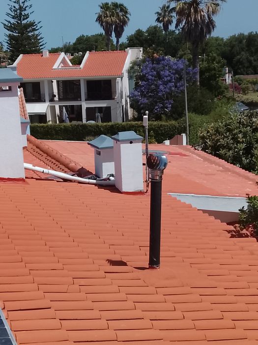 Impermeabilização Desde 15€/m²" de Telhados e Coberturas | Margem Sul - Orçamento Grátis