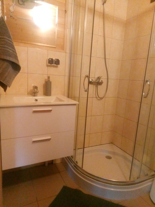 27-30.08 domek 6osobowy nad jeziorem ŚWIĘTNE dostęp do jeziora, basen