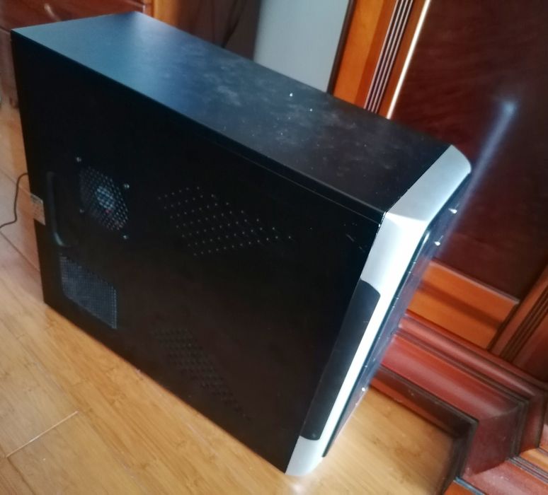 Torre computador + Monitor