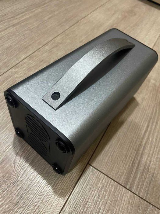 Портативна зарядна станція PowerBank 45000 mah 220 v