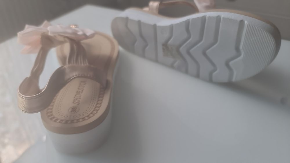 Buty sandałki polecam
