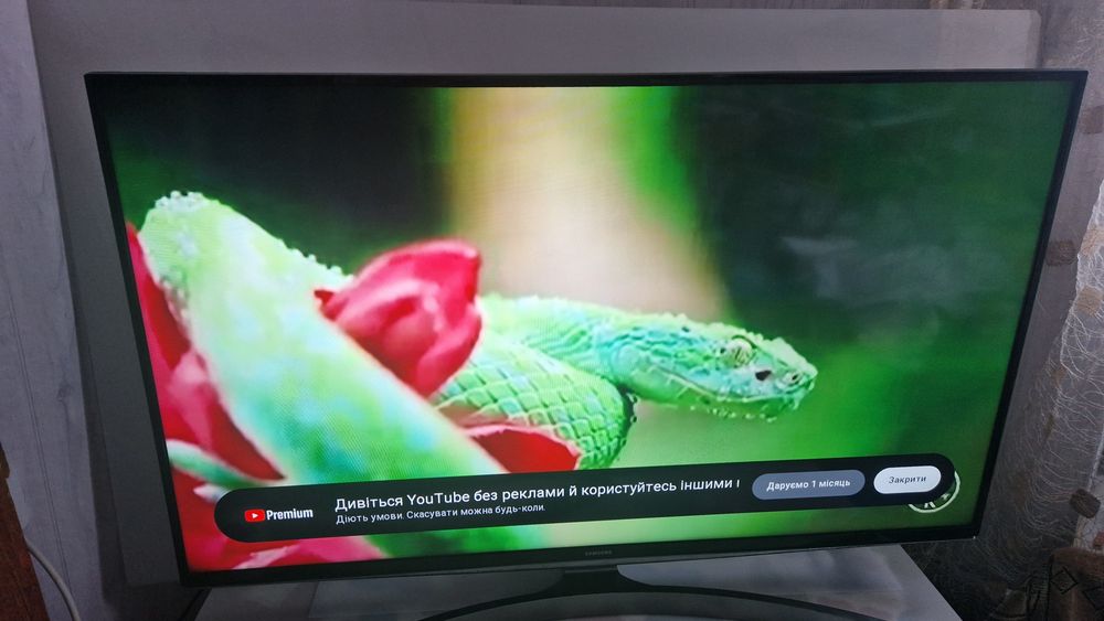 Смарт лед телевізор Самсунг 40 дюймів відмінний стан