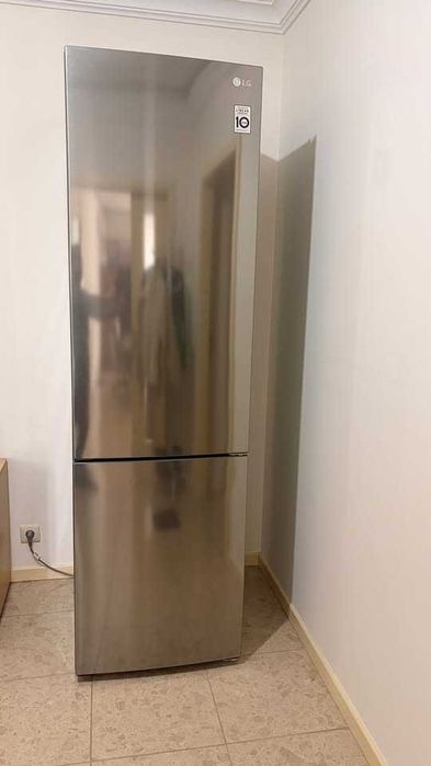 Frigorífico Combinado LG GBP62PZNBC NoFrost (Garantia até 2028)