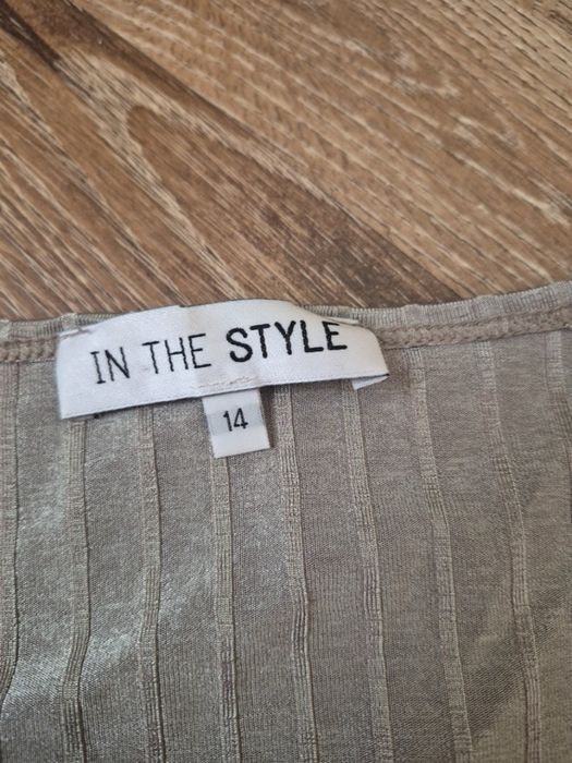 Костюм гарної якості