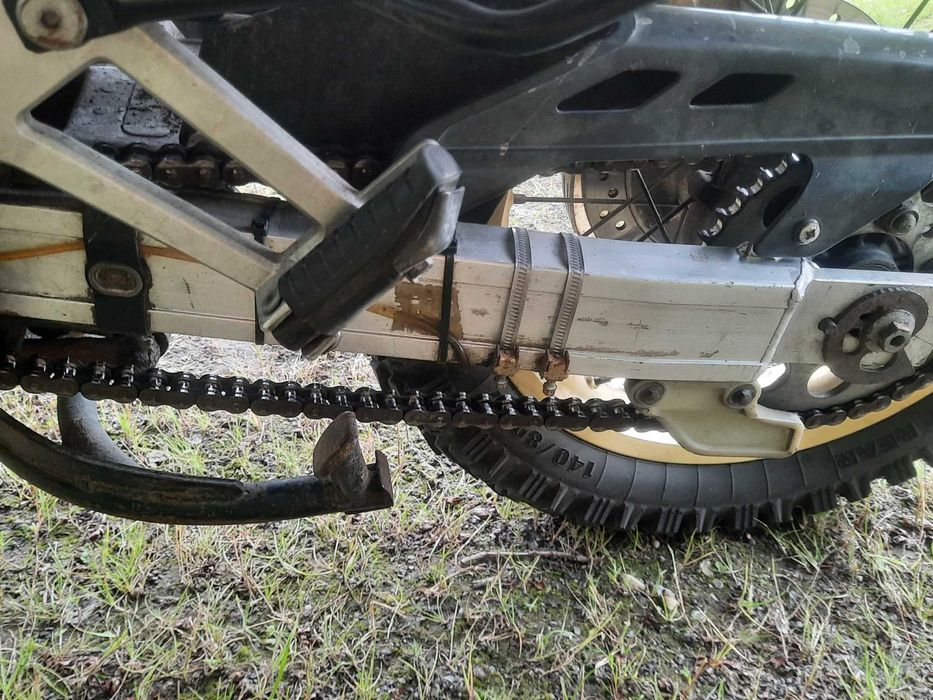 Honda Africa Twin 750 RD04