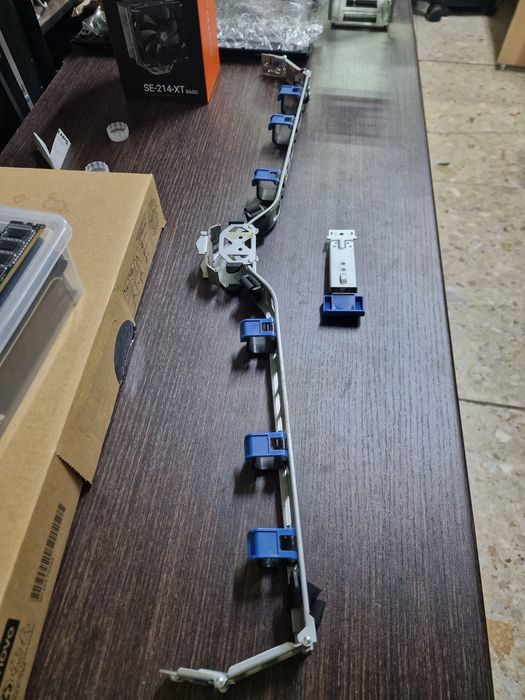 Кабель-менеджмент HP 1U (651089-001) для серверов ProLiant Gen8/Gen9