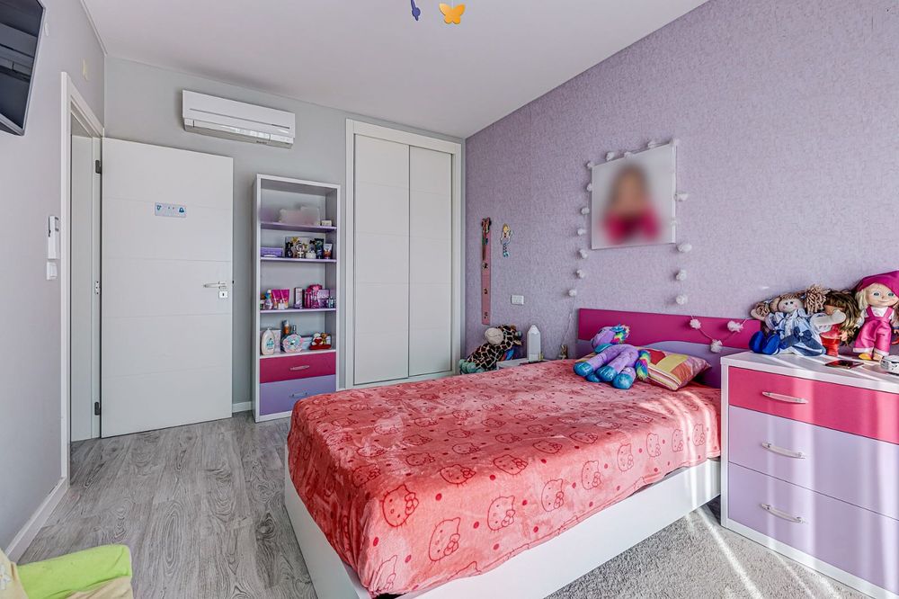 Conjunto de Mobiliário de quarto infantil