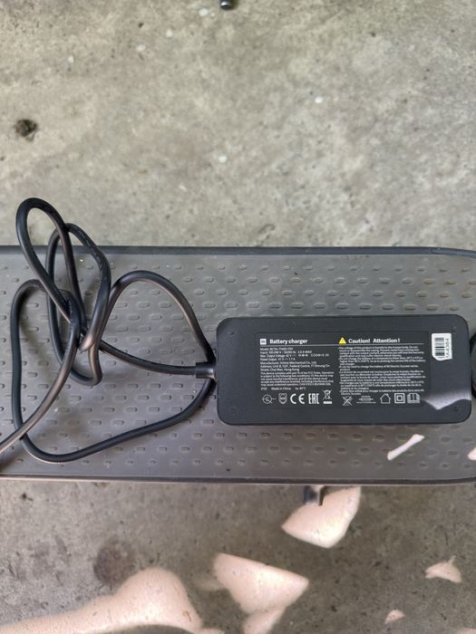 Mi Electric Scooter Essential/Электросамокат Mi Essential