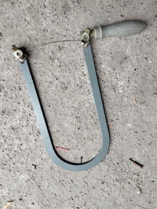 Лобзик ручний з пилочками