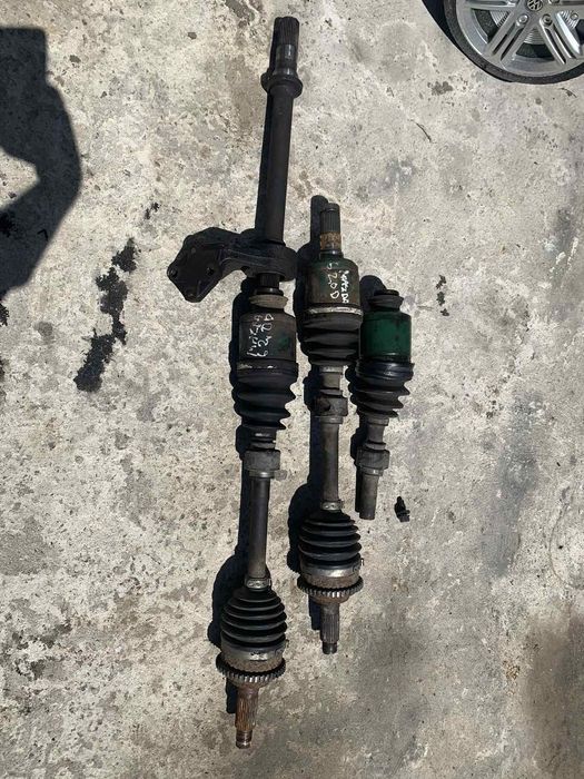 Полуось піввісь Шрус привід Mazda 6 GG 2.0 CIDT RF5C