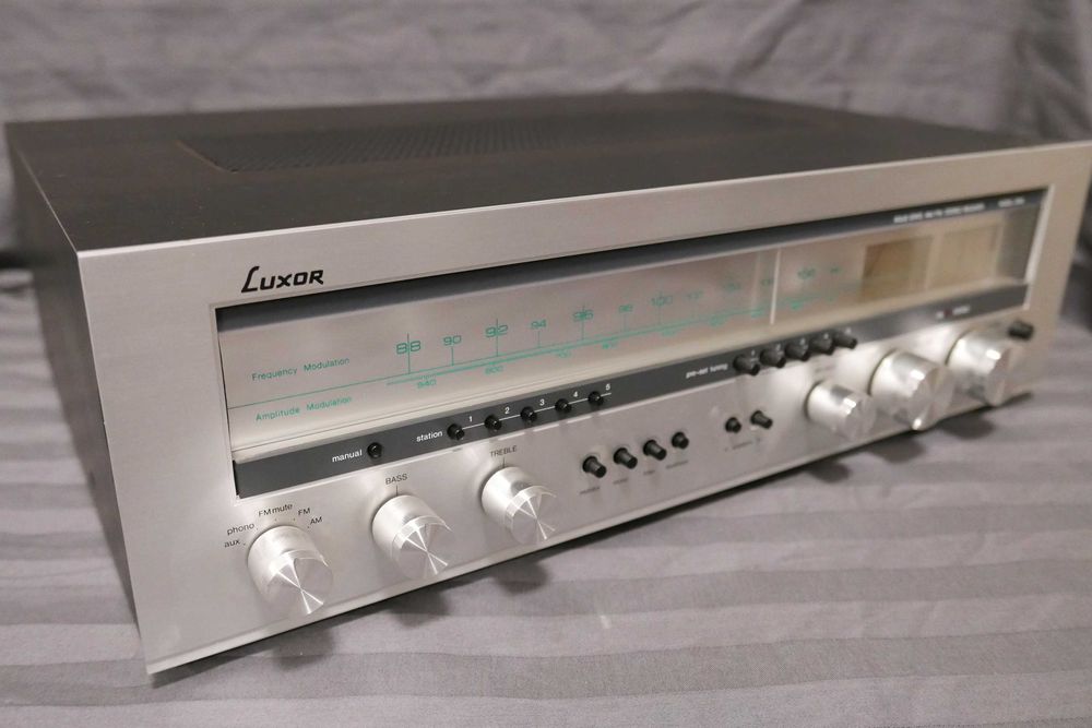 AMPLITUNER LUXOR 3082 - Wspaniałe stereo LAT 70-TYCH - SPRAWNY