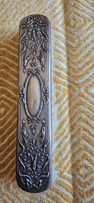 Escova antiga capa de prata