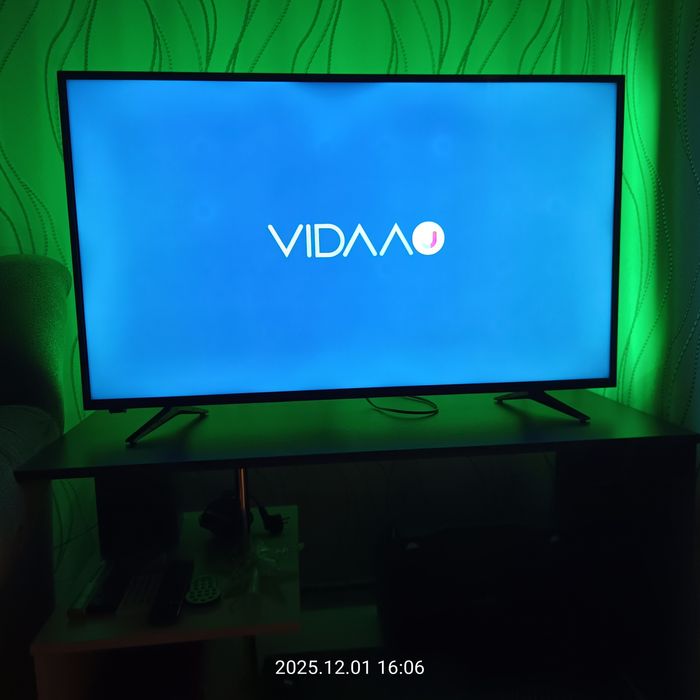 Телевизор Hisense 43