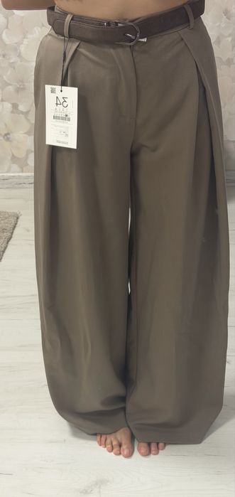 Штани Stradivarius