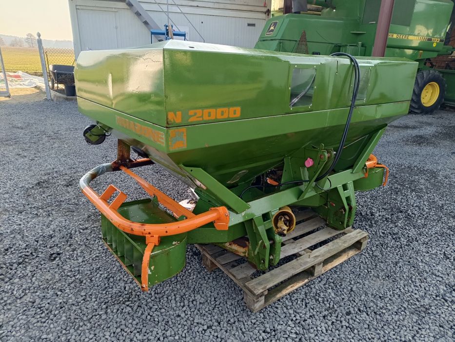 Rozsiewacz nawozów Amazone ZA MI 12 36