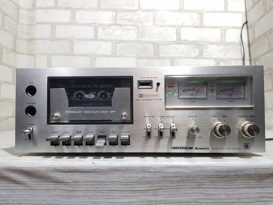 Стрілки! Стерео касетна дека UNIVERSUM CT-3298,б/у з Німеччини