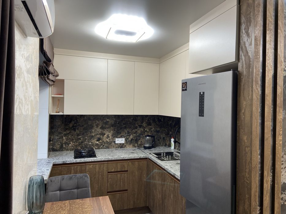 Здам 1-кімн квартиру в сакс.районі можно на місяць