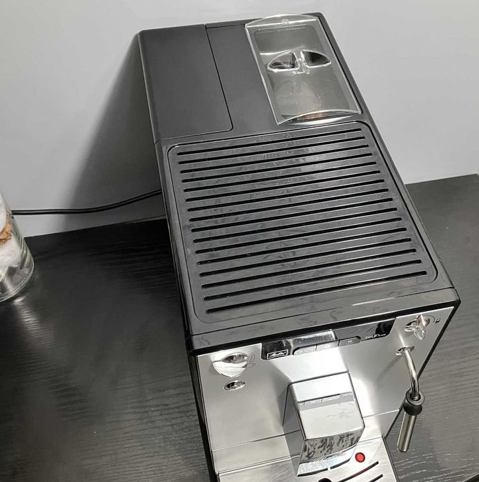 Кавомашина Melitta Solo & Milk — компактна та проста у використанні