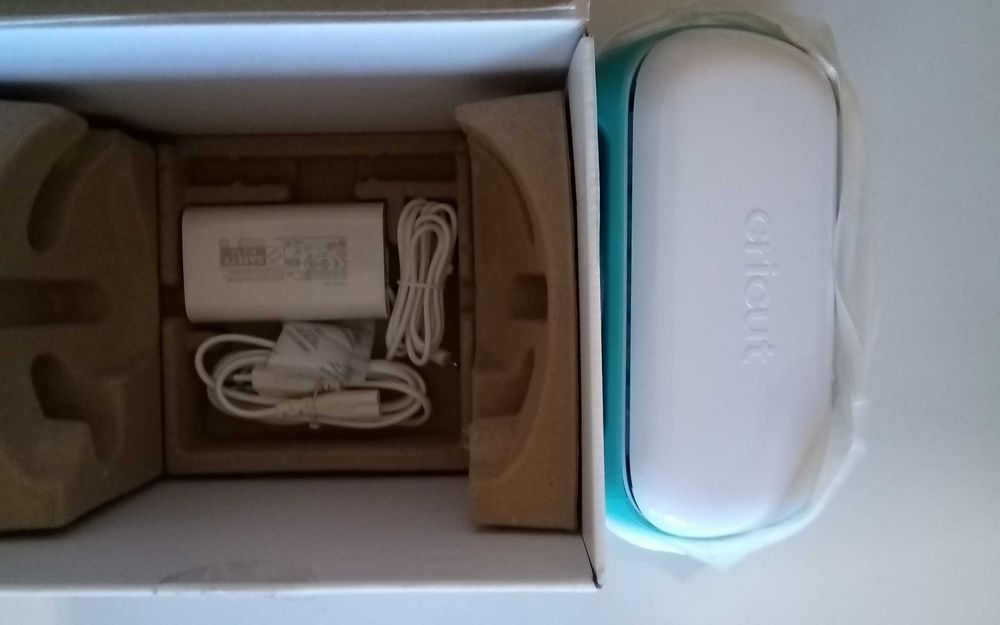 Плоттер Cricut Joy