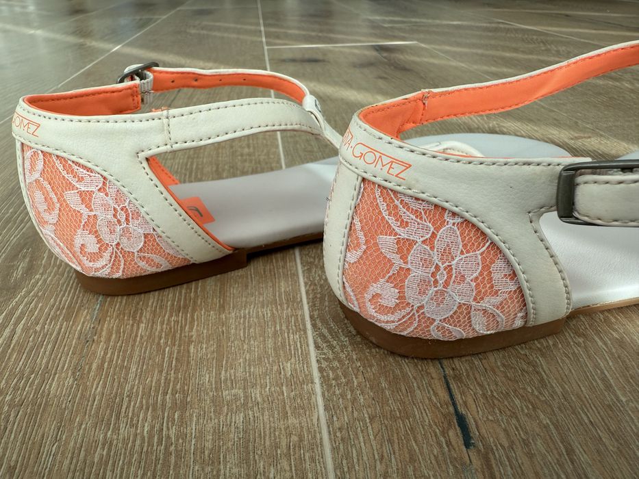 Adidas Selena Gomez NEO Snap