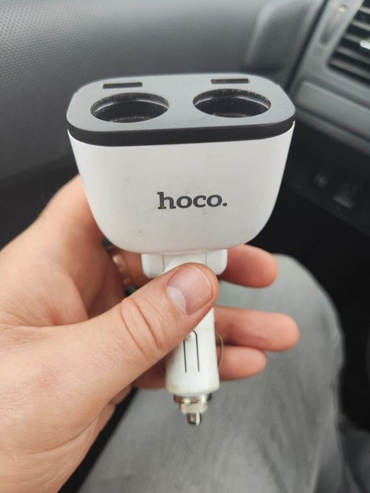 автомобильное зарядное устройство с разветвителем прикуривателя Hoco Z28 Power ocean.