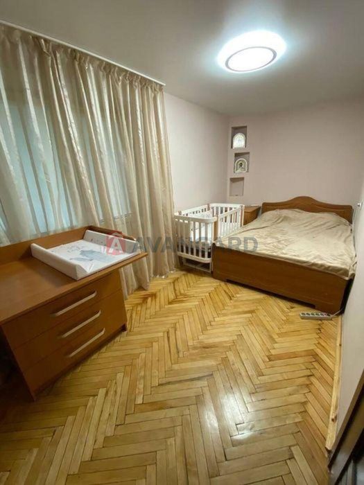 Продається 2-кімнатна квартира з окремими кімнатами на Академіка Сахарова - View 3
