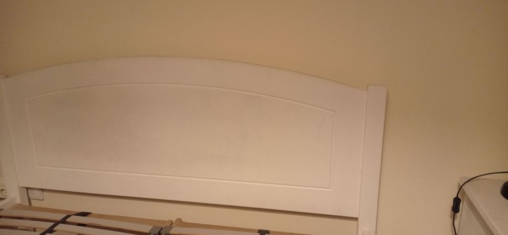 Cama branca madeira pinho