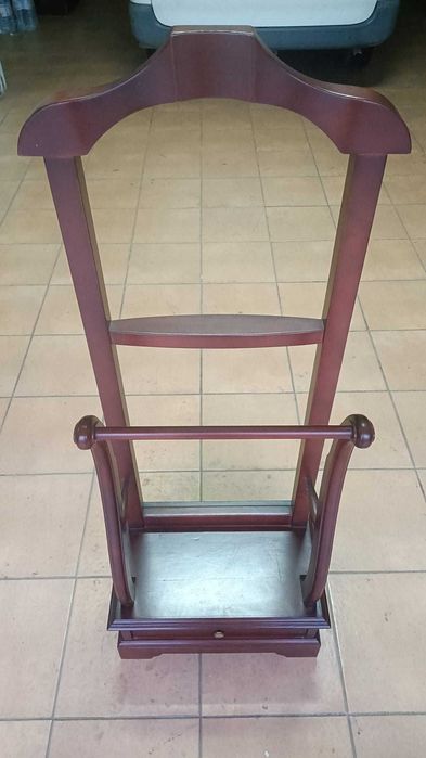 Criado Mudo em Madeira