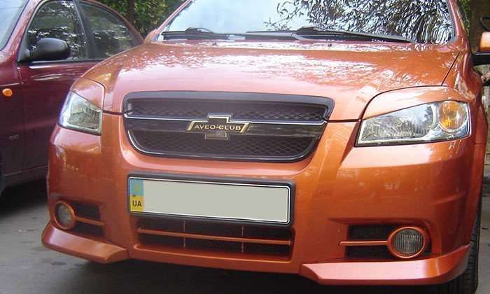 Клыки на передний бампер Chevrolet Aveo 2 углы на бампер Авео T250