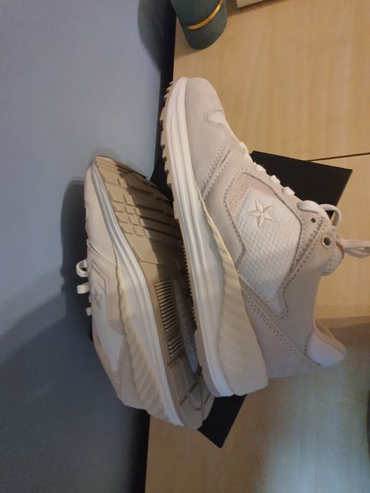 Buty CONVERSE  Wave Trainer unisex  38,5