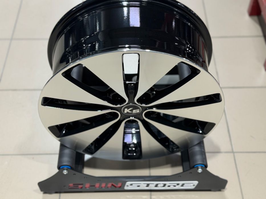 Нові диски Kia Hyundai R18 5x114.3 REPLICA KI8004 Black Machined Face