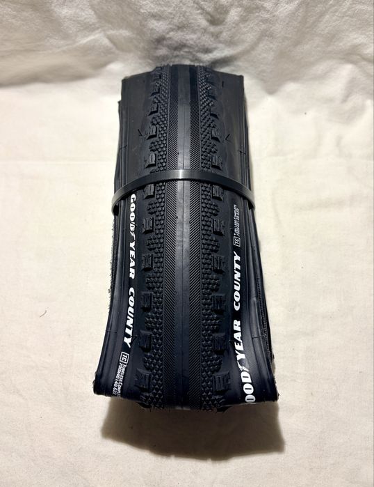 Opona GOODYEAR County 700x40c zwijana TubeLess ready