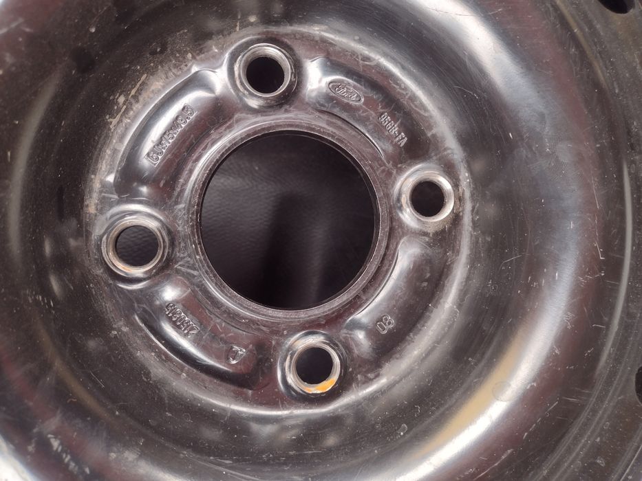 Диск з шиною форд 4/108 R15