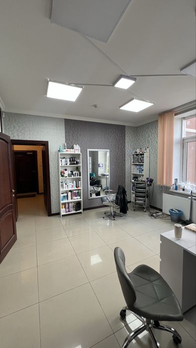 Продаж приміщення на Лобановського.Севастопольська площа.