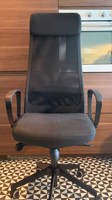 IKEA MARKUS w kolorze czarnym