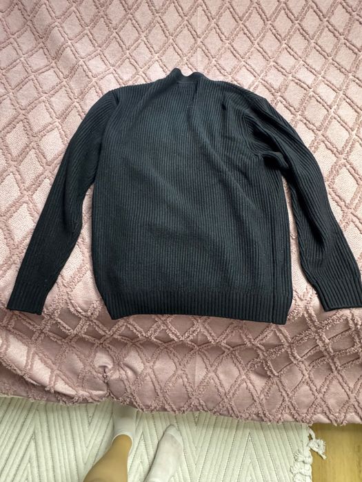 Продам чоловічий светр кардиган Guess