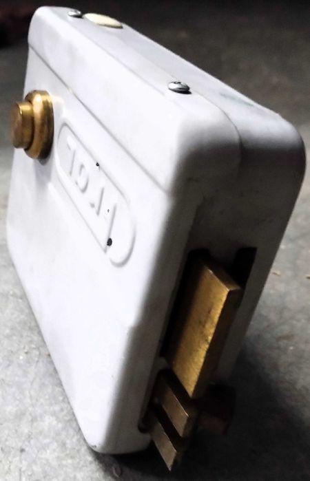 Fechadura Botão FRAL Porta Prédio
