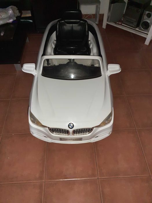 Carro criança bateria