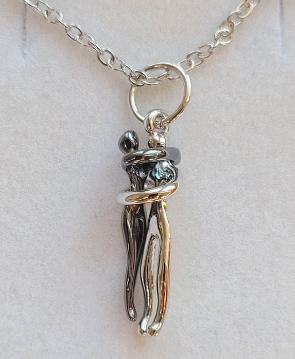 Naszyjnik,,Para w objęciach,,