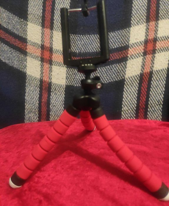 Держатель для телефона,камеры,трипода.