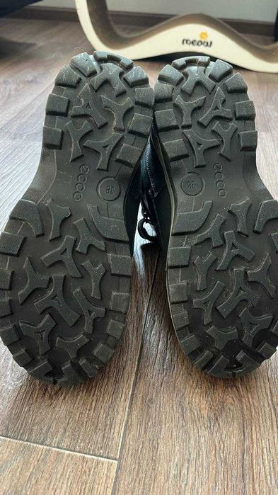 Зимові черевики Ecco Snow Mountain - розмір EU-38, US-5.5, UK-5