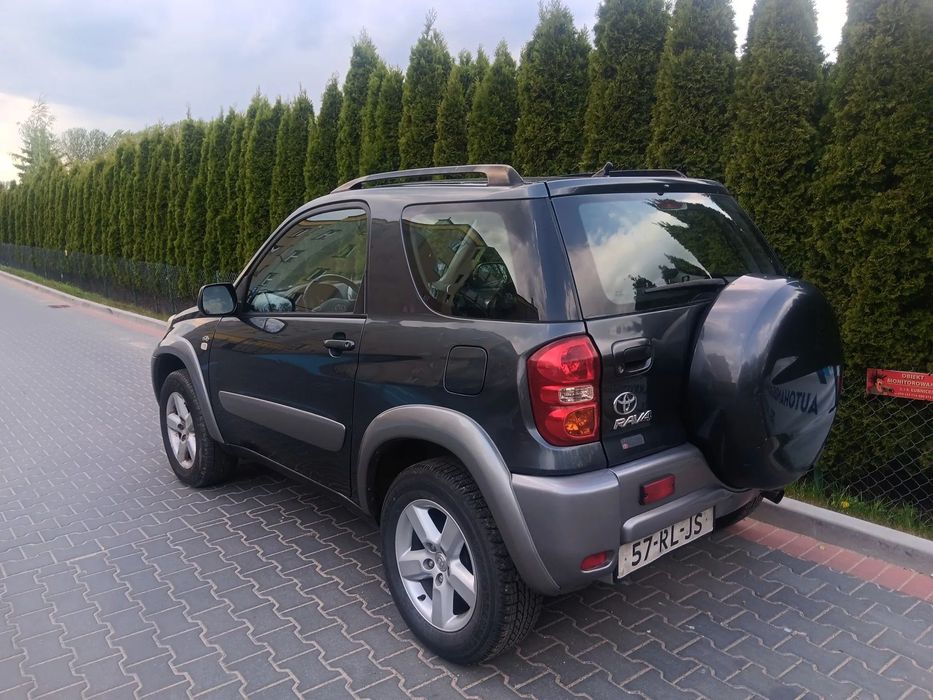 Toyota RAV4 4X4 Bardzo ładna. ORYGINALNY Lakier