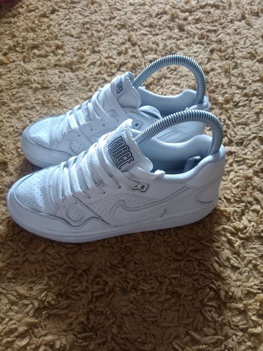 Nike force r 37.5