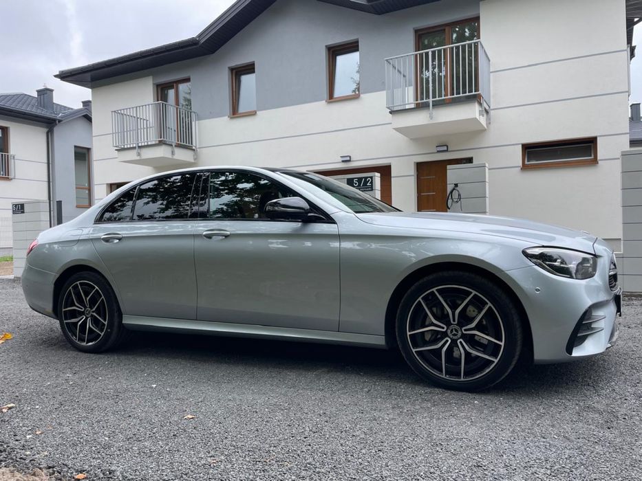 Mercedes-benz e300 4 matik , 2022