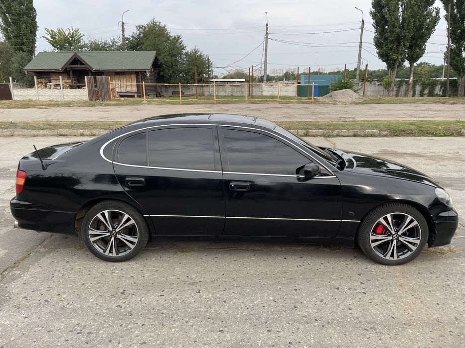 Продам lexus gs300