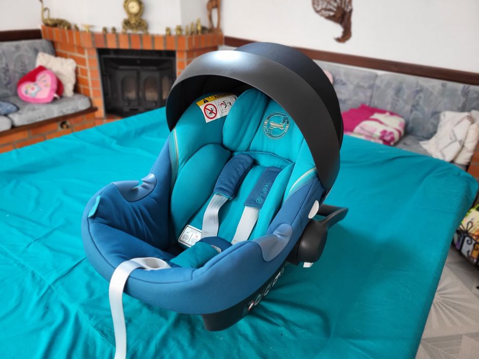 Cadeira auto / Ovo Cybex Aton M i-Size + Base M ISOFIX